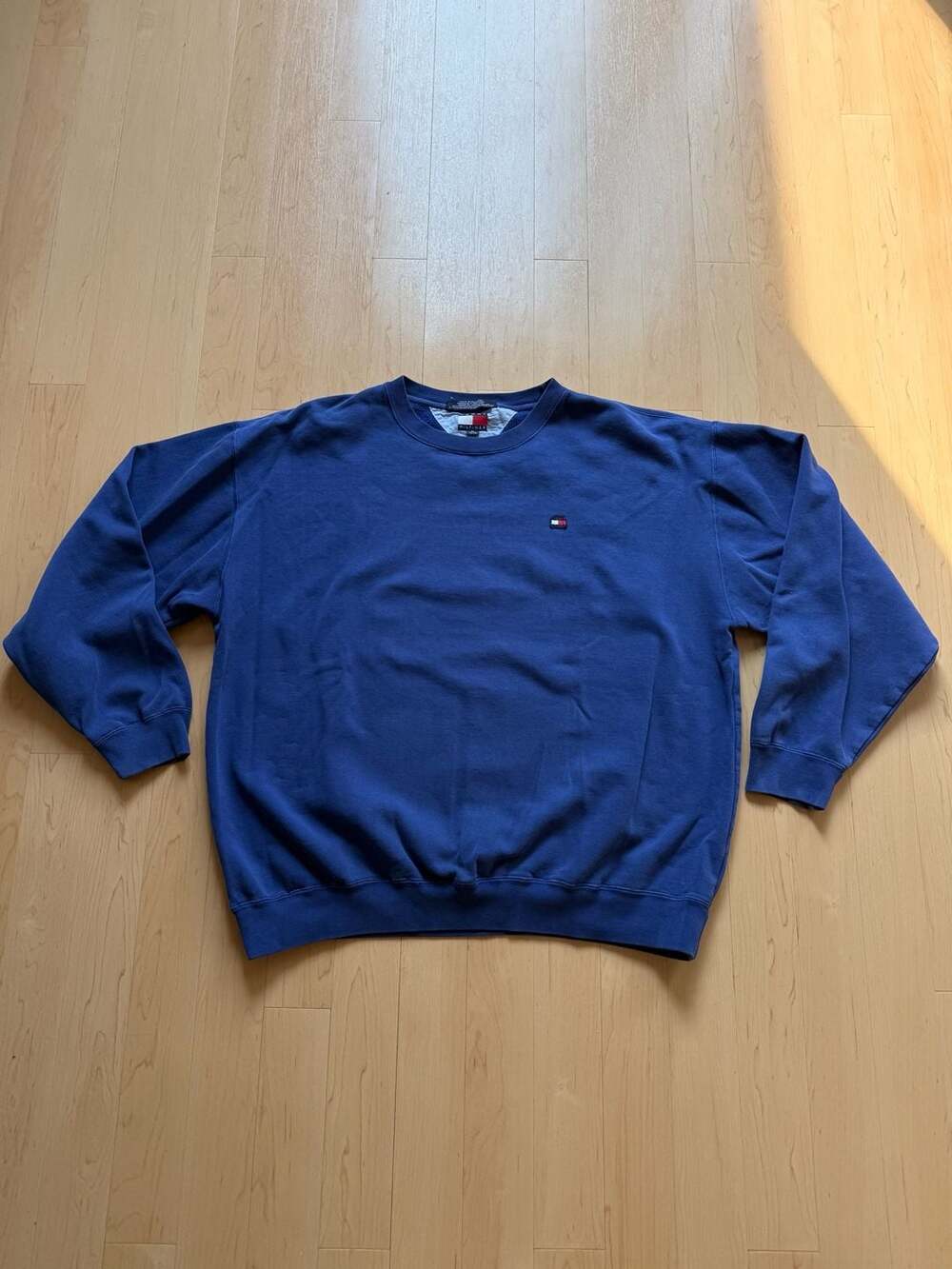 Tommy Hilfiger l 90s Embroidered Flag Logo Blue Crewneck Sweatshirt XL